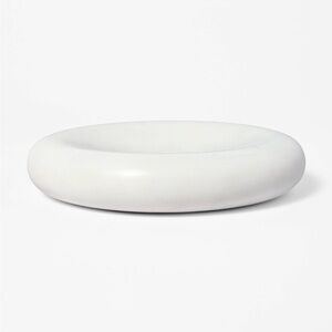 STUDIO MCGEE NWT marble white dish 8.03”w -white
